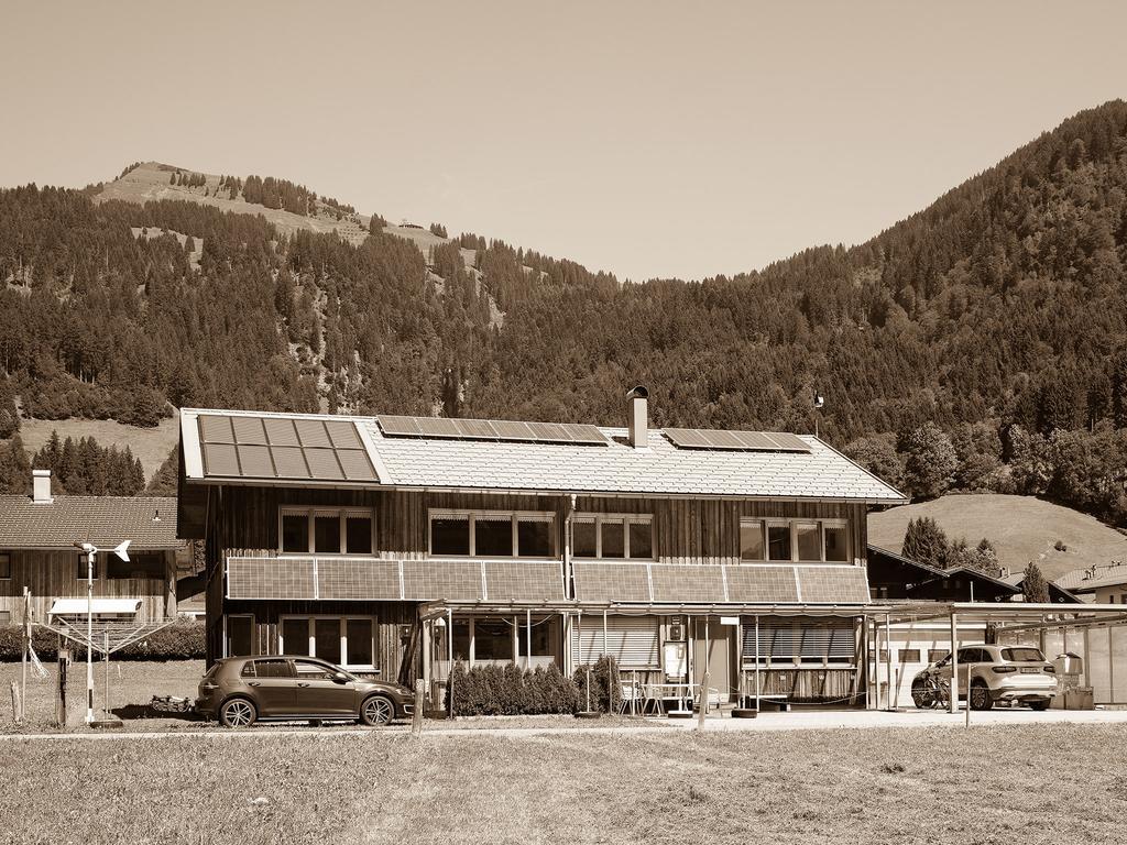 Appartements Madlener Schoppernau Buitenkant foto